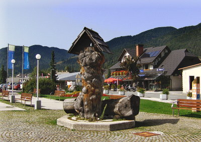 TROUGH AT THE MAIN SQUARE