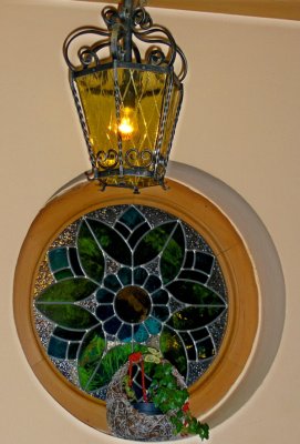 LANTERN & STAINED GLASS