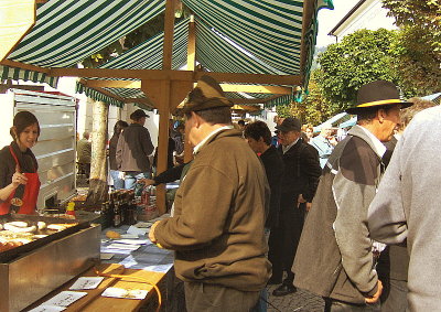 BUSY WURST STALL