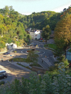 ROUNDABOUT FROM PATH TO THE CASTLE