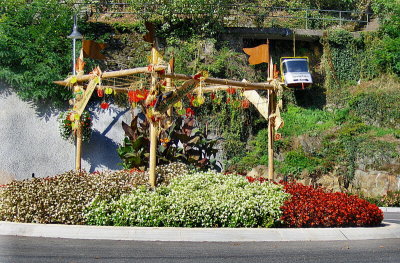 DECORATED ROUNDABOUT