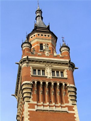 TOWN HALL TOWER DETAIL