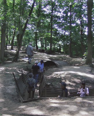 VISITORS IN THE TRENCHES AT HILL 62