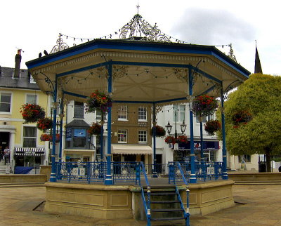 BANDSTAND ON THE CARFAX