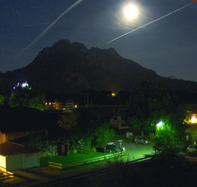 BALCONY NIGHTSHOT