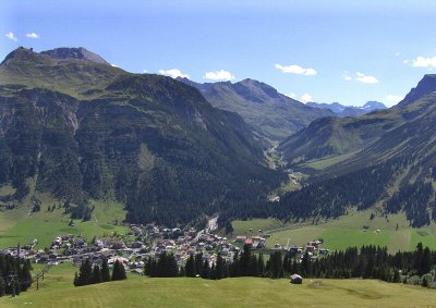 VIEW OVER LECH TO THE FLEXENPASS