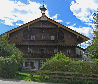 OLD CHALET