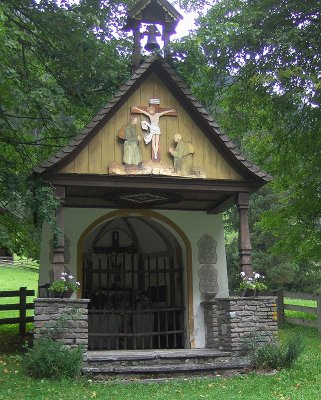 VILLAGE WAR MEMORIAL