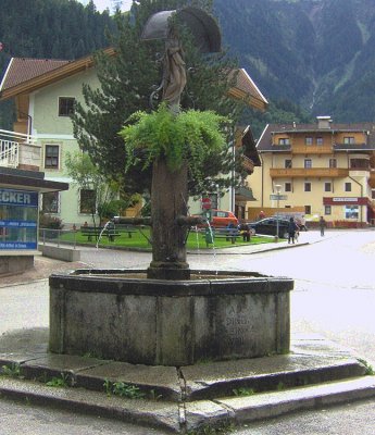 OLD FOUNTAIN