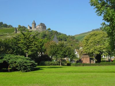 PROMENADE GARDENS