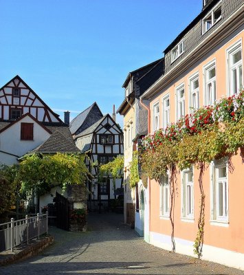 LANE BY THE MARKTPLATZ