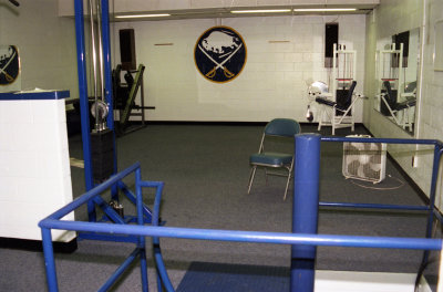 sabres_locker_room_04.5.jpg