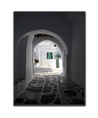 Ruelle Paros