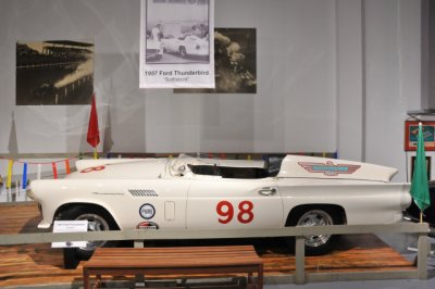 1957 Ford Thunderbird Battlebird
