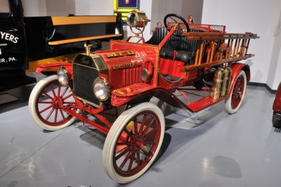 1916 Ford Model T Fire Engine