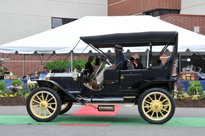 1910 Maxwell Model E 5-Passenger Touring