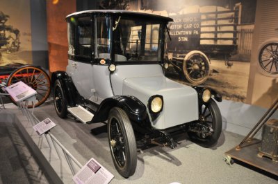 1922 Detroit Electric, on loan from David Bausch.