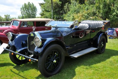 1919 Pierce-Arrow Series 31 Touring Car, owned by Del DeRees
