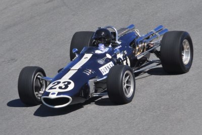 One of Dan Gurney's Eagle Grand Prix cars from the mid-1960s, now owned by Lou Sellyei. (CR)