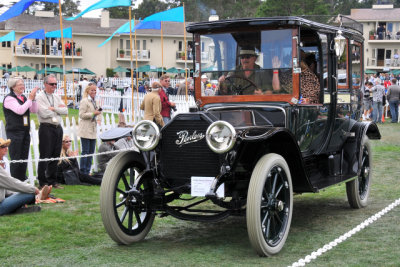 1913 Peerless 48 Kimbell Town Car (Class A: 1st Place), owned by Dick and Marcia King, Redding, Conn.