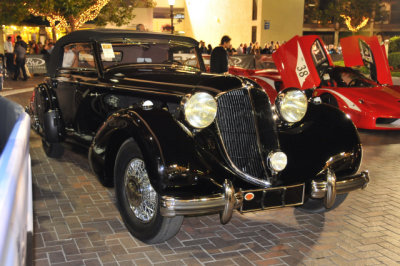 1936 Mercedes-Benz 540K Special Cabriolet, sold for $913,000, chassis no. 130913, 180 hp, 5401 cc inline 8-cylinder engine