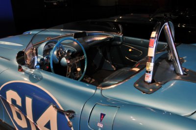 1959 Chevrolet Corvette driven by Bob Bondurant, who became a major force in the mid-1960s racing success of  the Shelby Cobra
