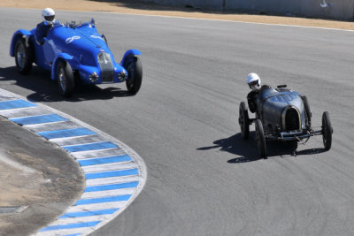 No. 8, Scott Larson, 1938 Bugatti Type 57, behind (3149)