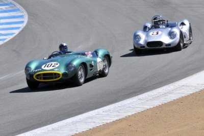 No. 102, Gregory Whitten, 1957 Aston Martin DBR2, and No. 3, Al Arciero, 1958 Lister Knobbly