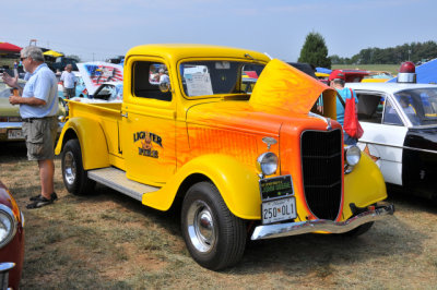 1936 Ford custom truck