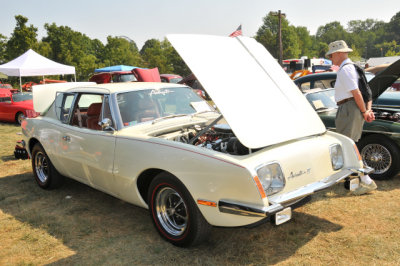 1970 Studebaker Avanti