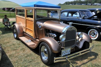 1924 Ford custom wagon