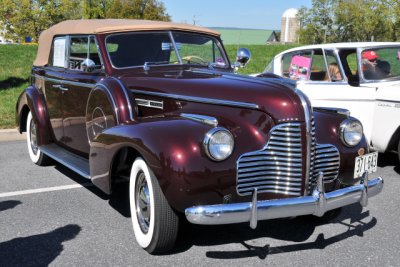 1940 Buick Eight Sport Phaeton (CR)