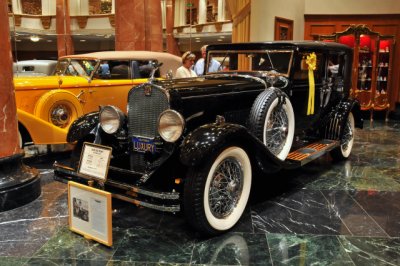1930 DuPont G Town Car by Merrimac