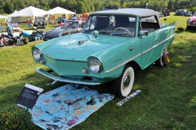 1965 Amphicar 770 Convertible (top speed: 7 mph on water, 70 mph on land), owned by Joe Dillon, Rosemont, PA (5757)