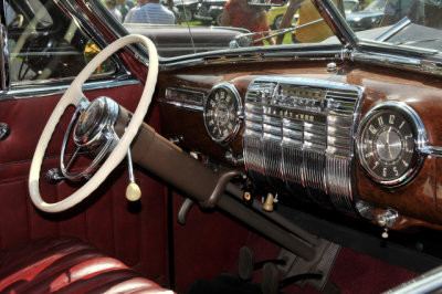1940s Cadillac convertible (6076)