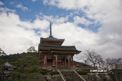 Kiyomizu-dera