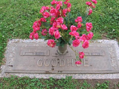 2008_05_23 Headstones\slides\IMG_1610.JPG