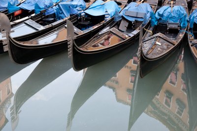 Gondola reflection