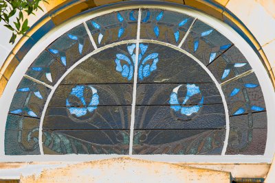  Brussels' Art Nouveau sgraffitis and windows