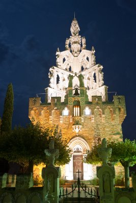 Nyons (Drome) , la tour Randonne