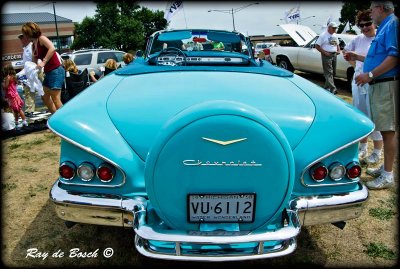 '58 Chevy Impala Convertible with Continental Kit