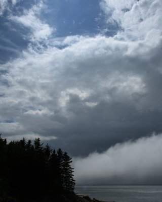 Color of clouds