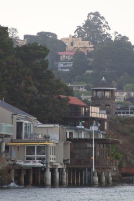 C0872 Waterfront of Tiburon