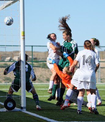 Soccer: Aztec vs Los Alamos GV -- (Semifinal 11/5/2010)