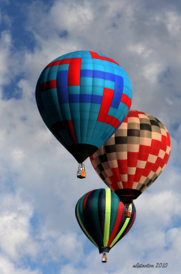 Tres balloones.jpg