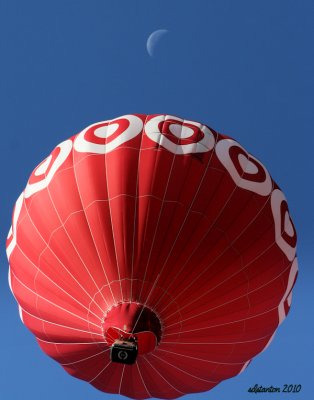 redwhite and moon.jpg