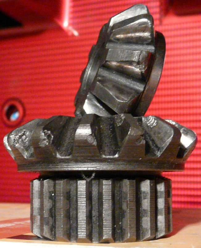 P1040586_gears.jpg