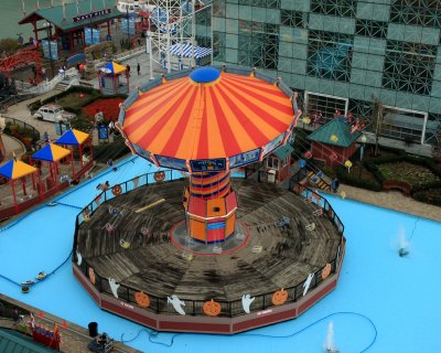 Wave Swinger.jpg