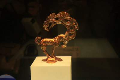 Gold Deer in Shangxi Museum.jpg