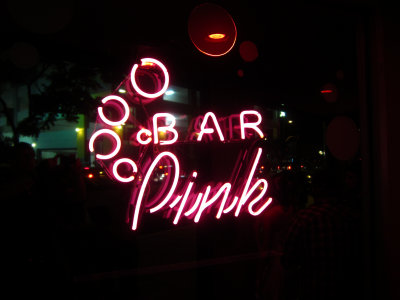 Bar Pink Neon